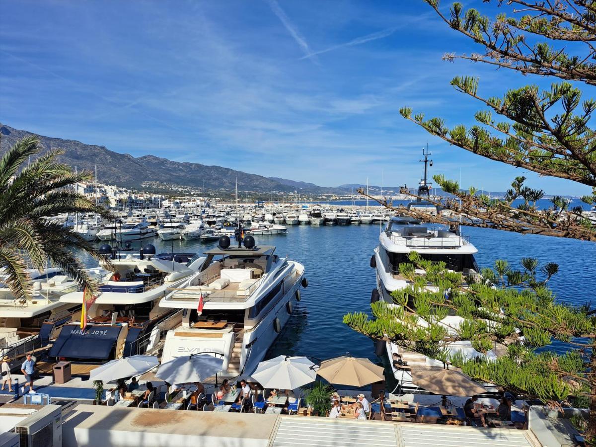 Private Suites In Huge Penthouse 1St Line Puerto Banus, Incredible Views, Jacuzzis Μαρμπέλλα Εξωτερικό φωτογραφία