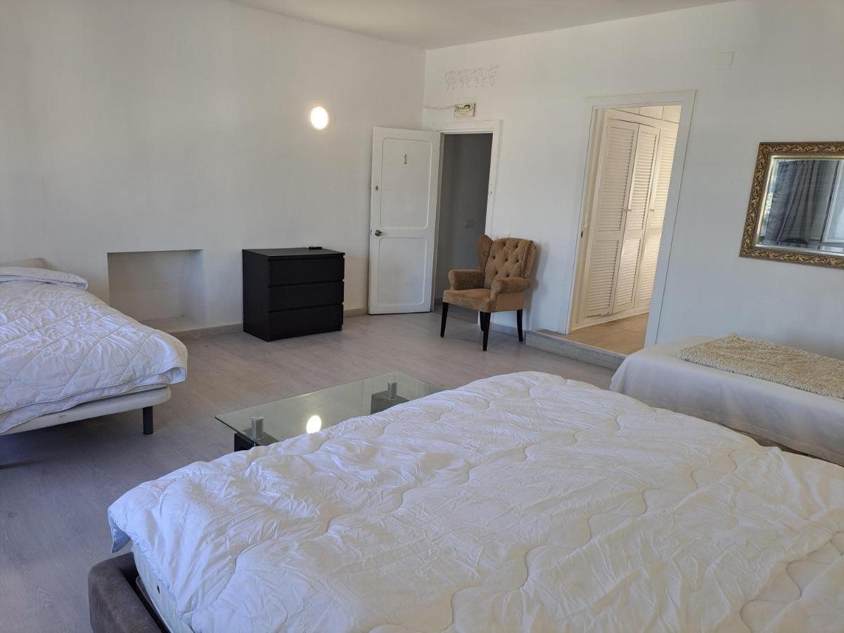 Private Suites In Huge Penthouse 1St Line Puerto Banus, Incredible Views, Jacuzzis Μαρμπέλλα Εξωτερικό φωτογραφία